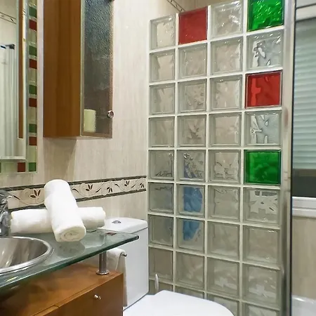 Apartman Txakolin *